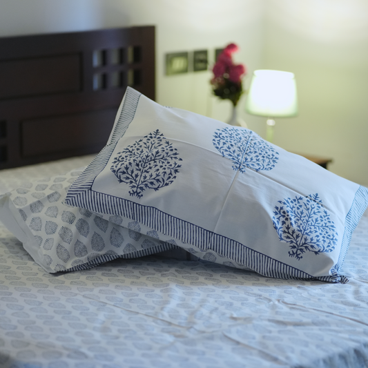 Blue & White Bedsheet